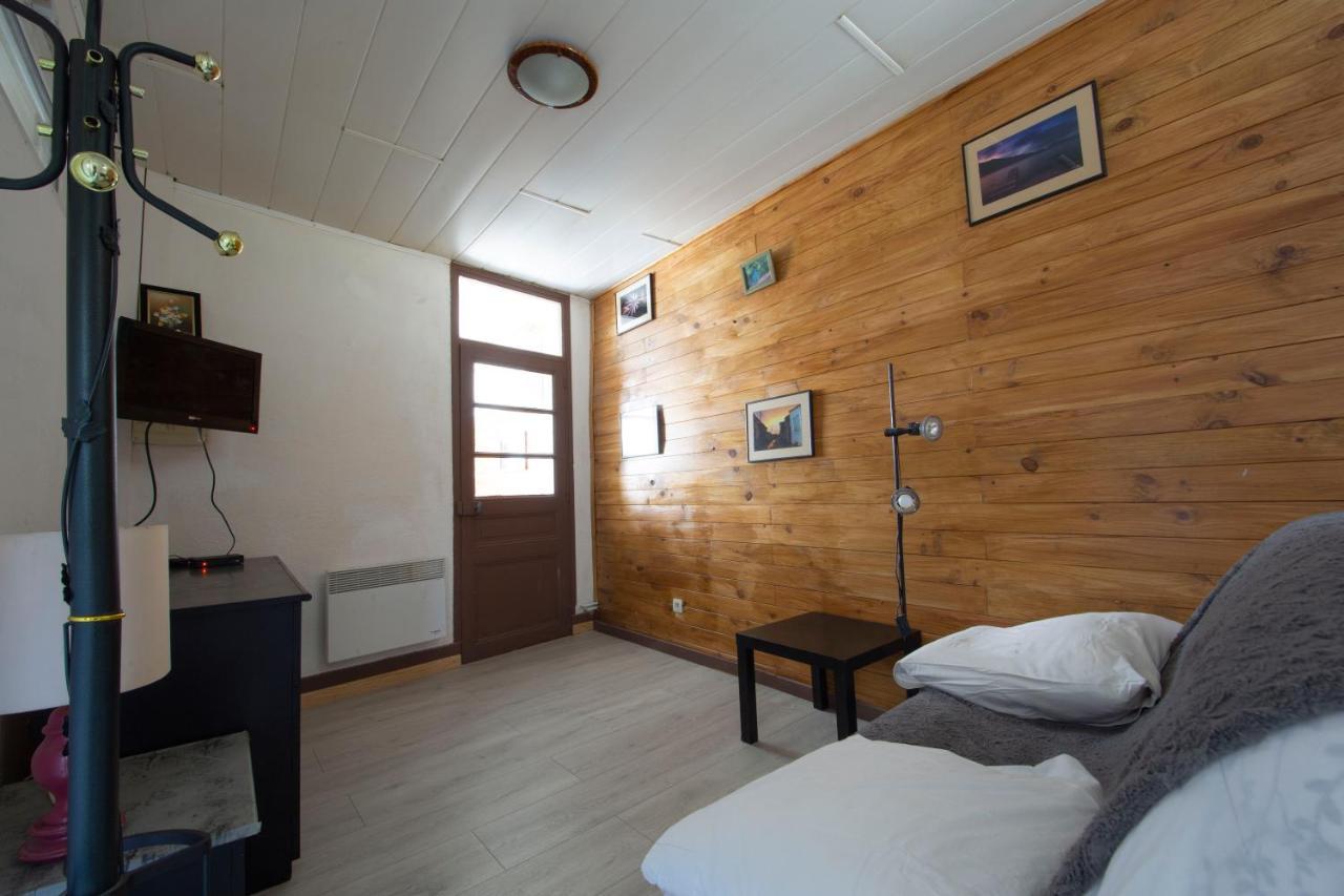 Appartement T1 Situé à 100 M Des Thermes *